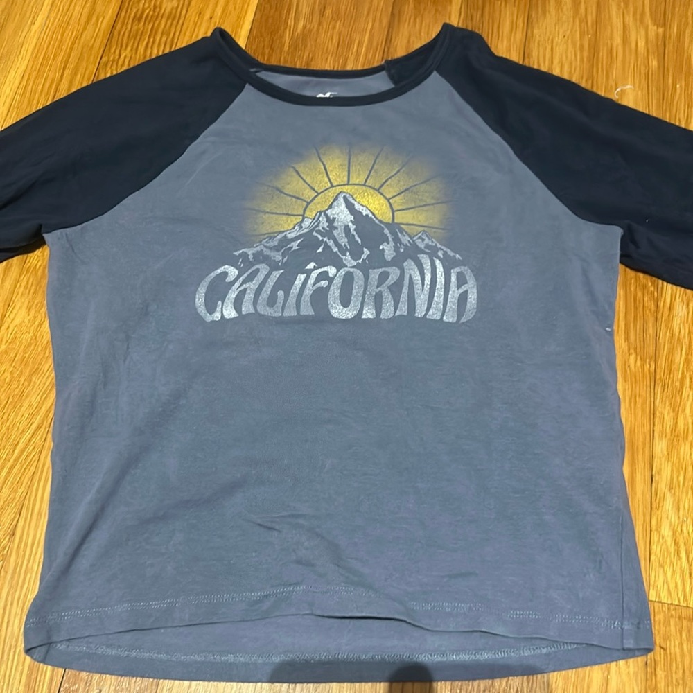 Hollister long sleeve shirt